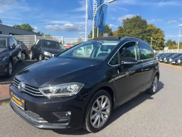 Volkswagen Golf Sportsvan HIGHLINE/AUTOMATIK/KLIMAAUT/PANO/ALCANTARA/ALU