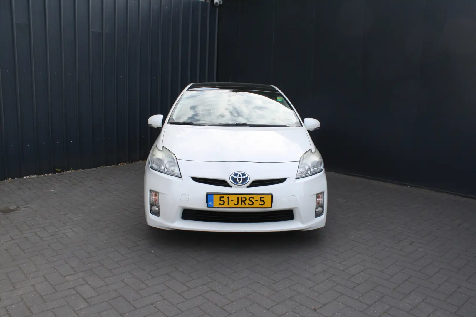 Toyota Prius 1.8 Aspiration SUNROOF - CRUISE CONTROL Wit - 2