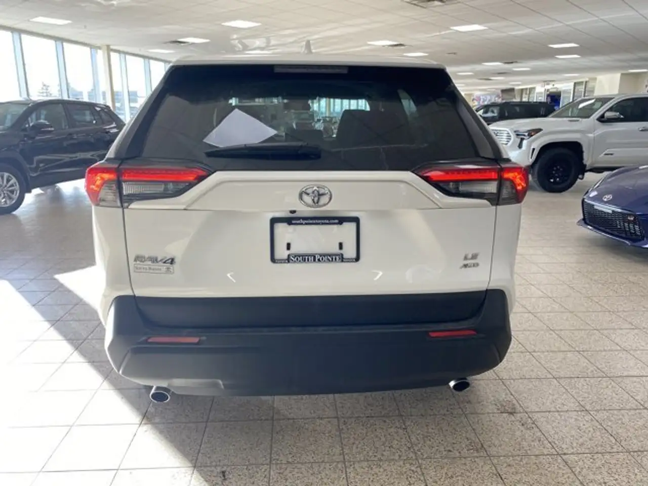 Toyota RAV 4 снимка Toyota RAV 4