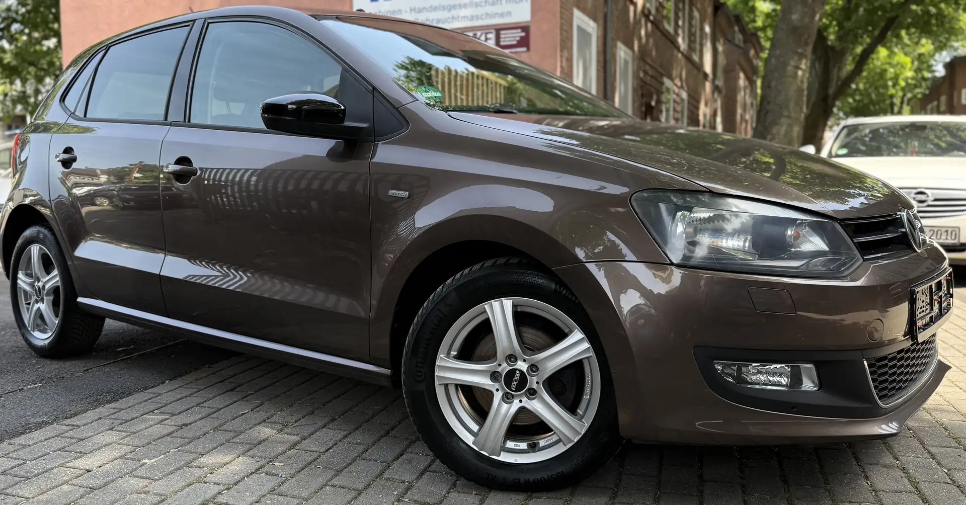 Volkswagen Polo Match 2.HD Automatik Klima PDC Tüv Neu Garantie Bruin - 2