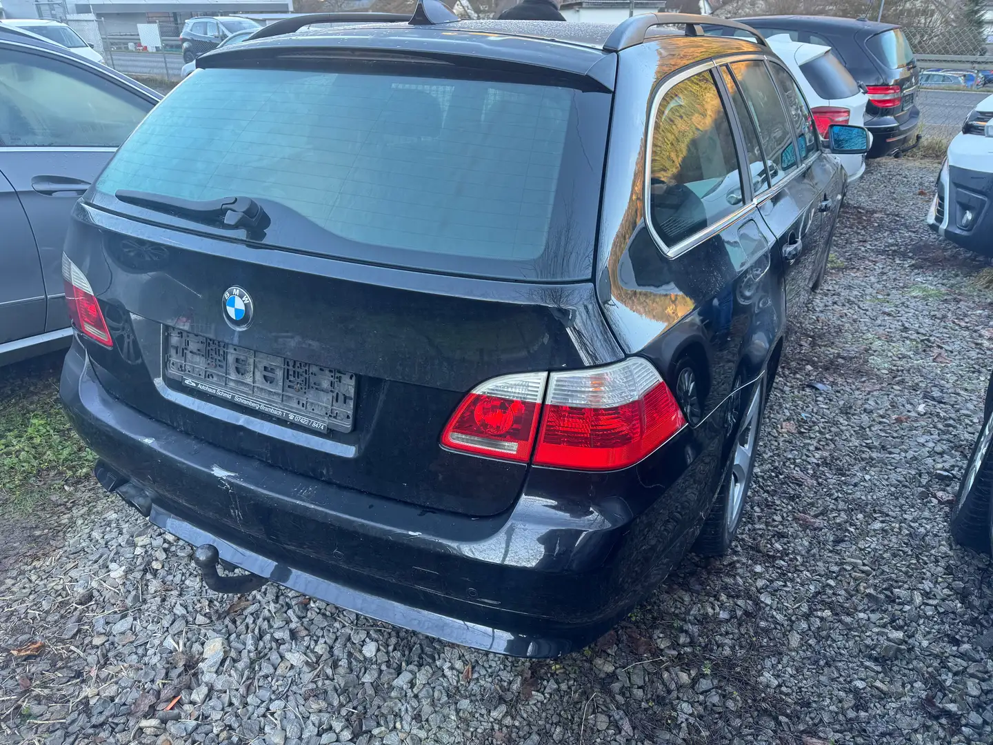BMW 525 5er Touring Diesel 525d Touring Aut. Schwarz - 2