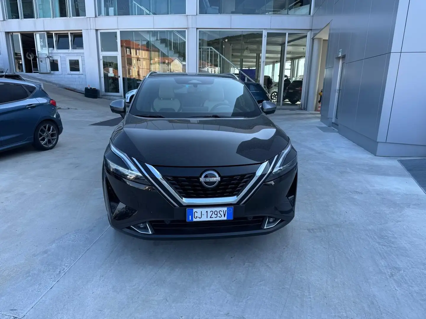 Nissan Qashqai e-Power Tekna Zwart - 2