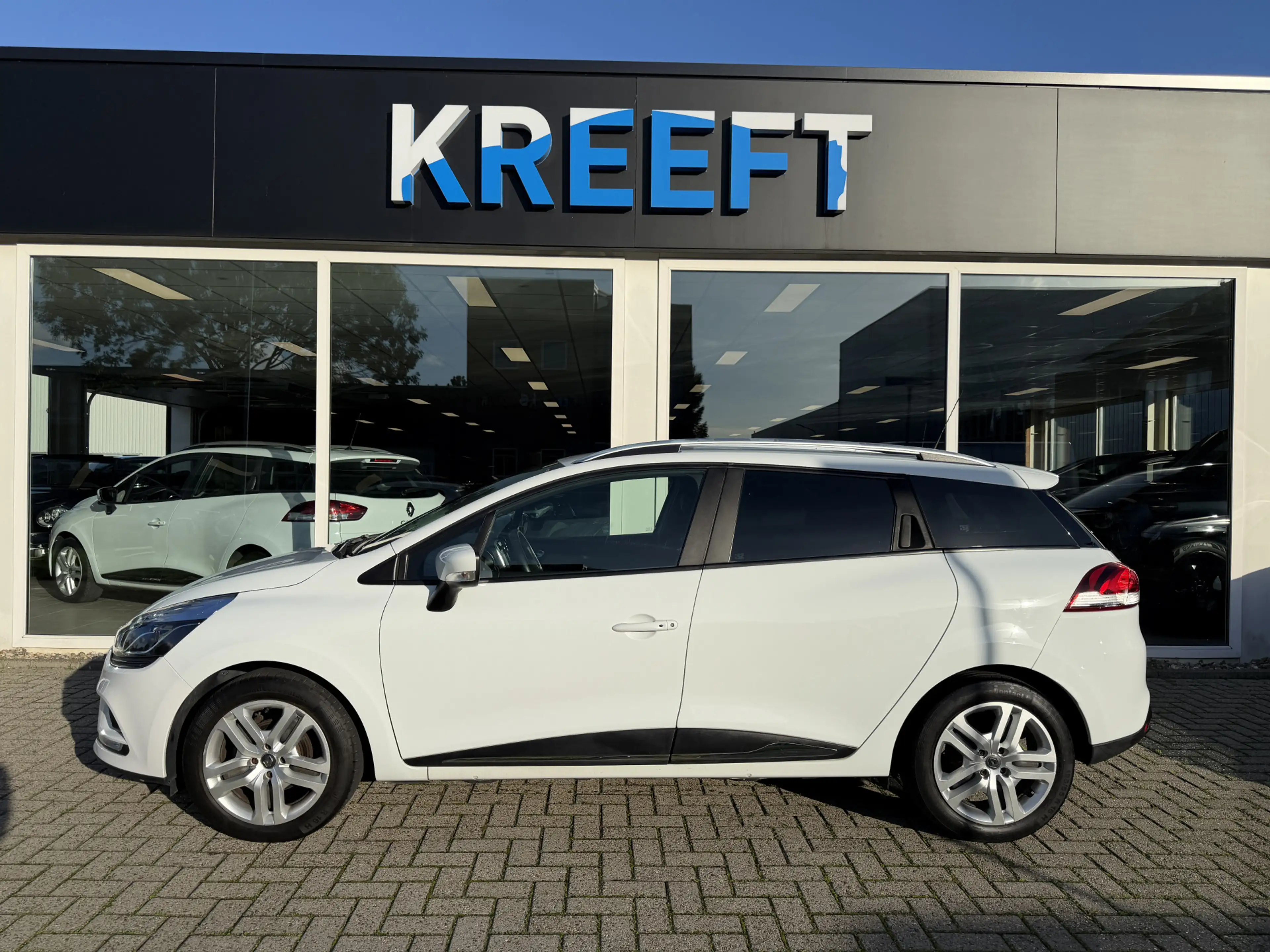Renault Clio Estate 0.9 TCe Zen Apple carplay | Cruise — photo 2