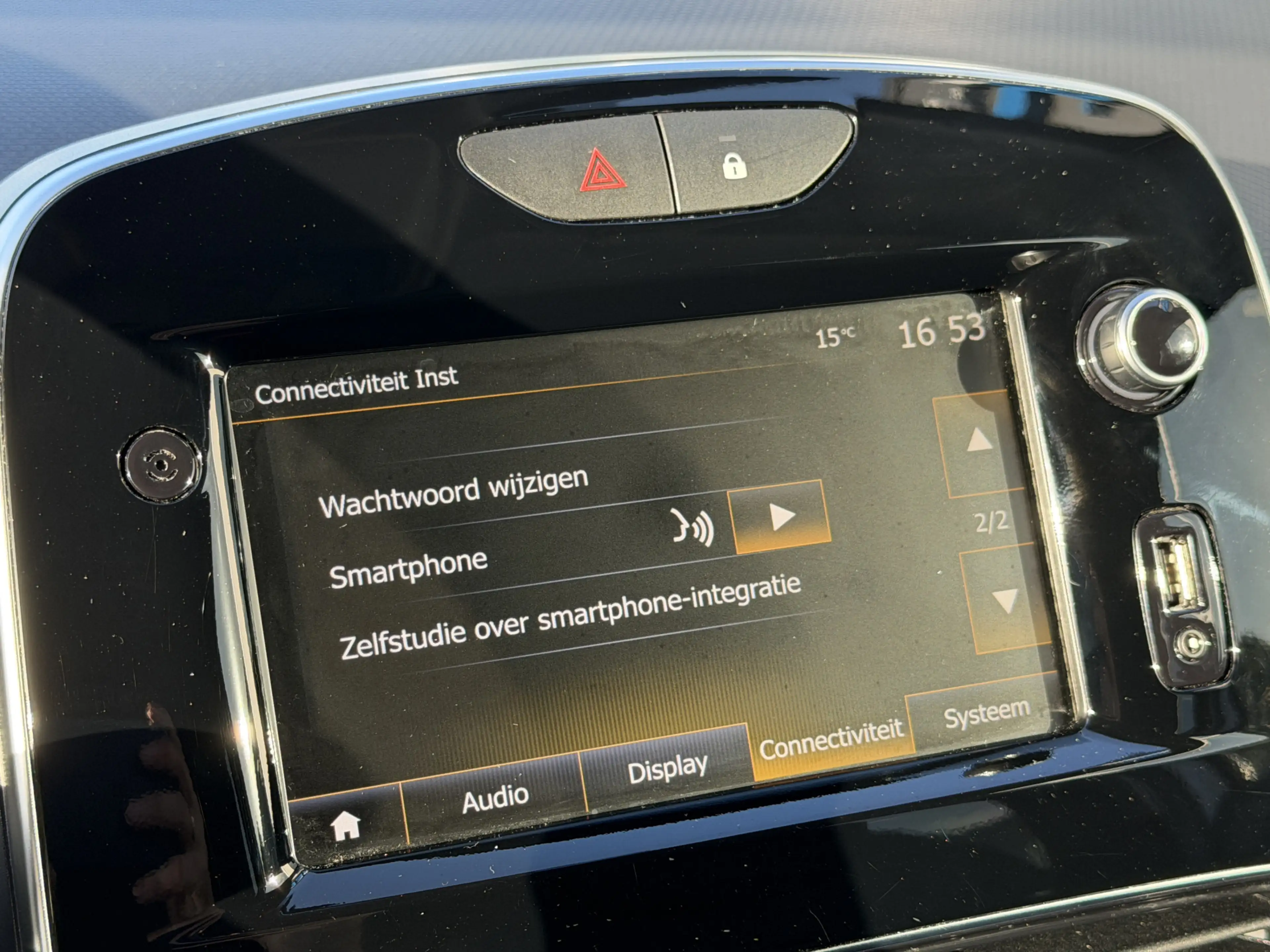 Renault Clio Estate 0.9 TCe Zen Apple carplay | Cruise — photo 25