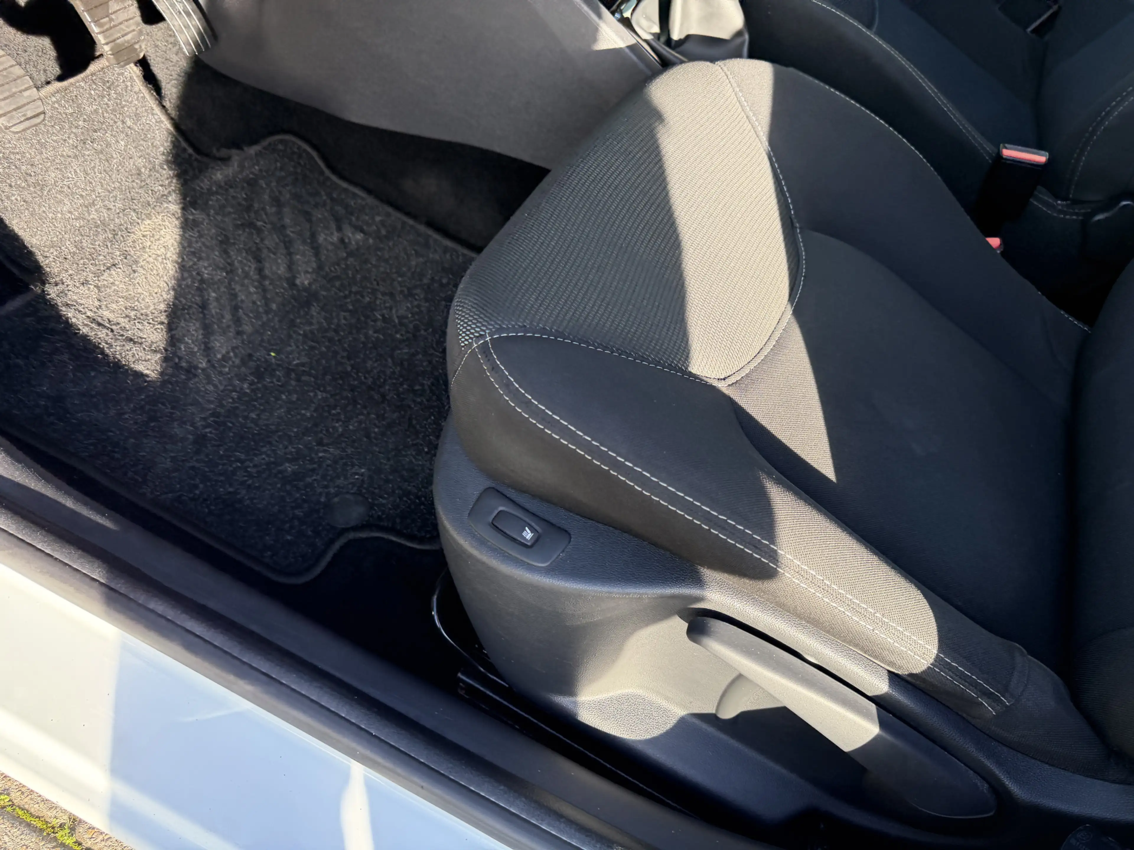 Renault Clio Estate 0.9 TCe Zen Apple carplay | Cruise — photo 19
