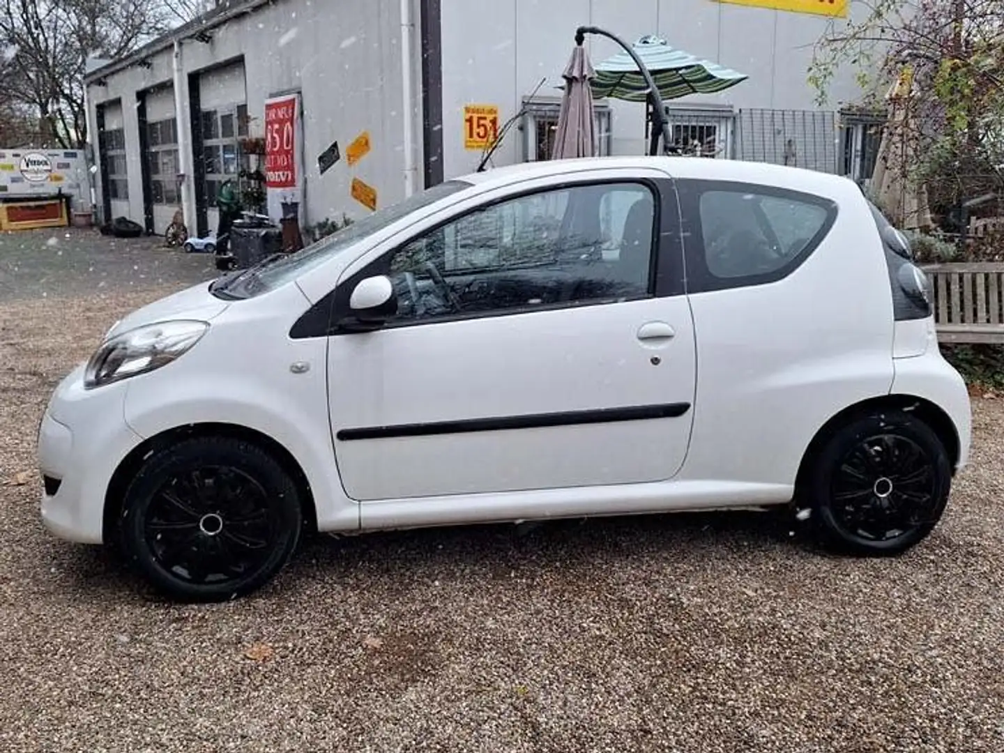 Citroen C1 C1 1.0 TÜV 03/2027 Sparmobil Weiß - 1