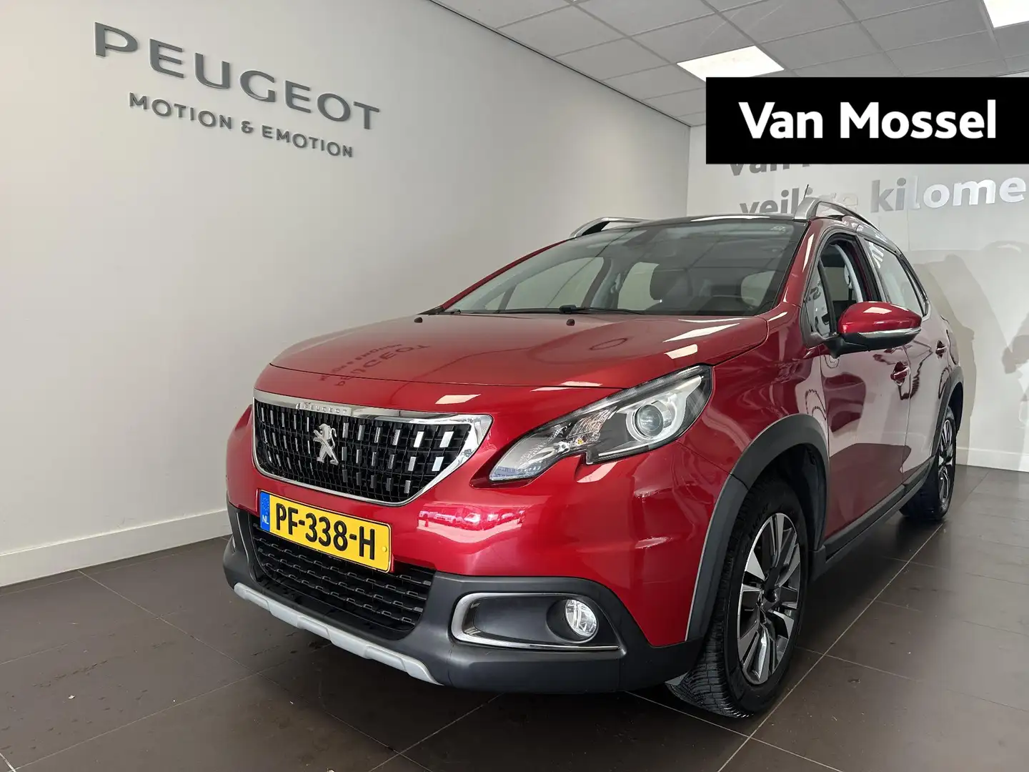Peugeot 2008 1.2 PureTech Allure 110 PK | Panorama dak | Climat Rojo - 1