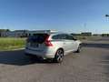 Volvo V60 D3 Kinetic R-Design Geartronic Silber - thumbnail 4