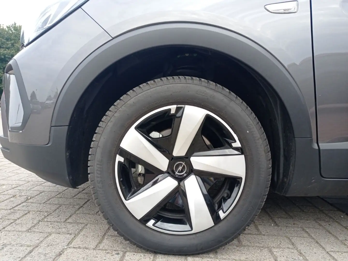 Opel Crossland Enjoy 1.2 Turbo  DAB Am SHZ LenkradHZG Grau - 2