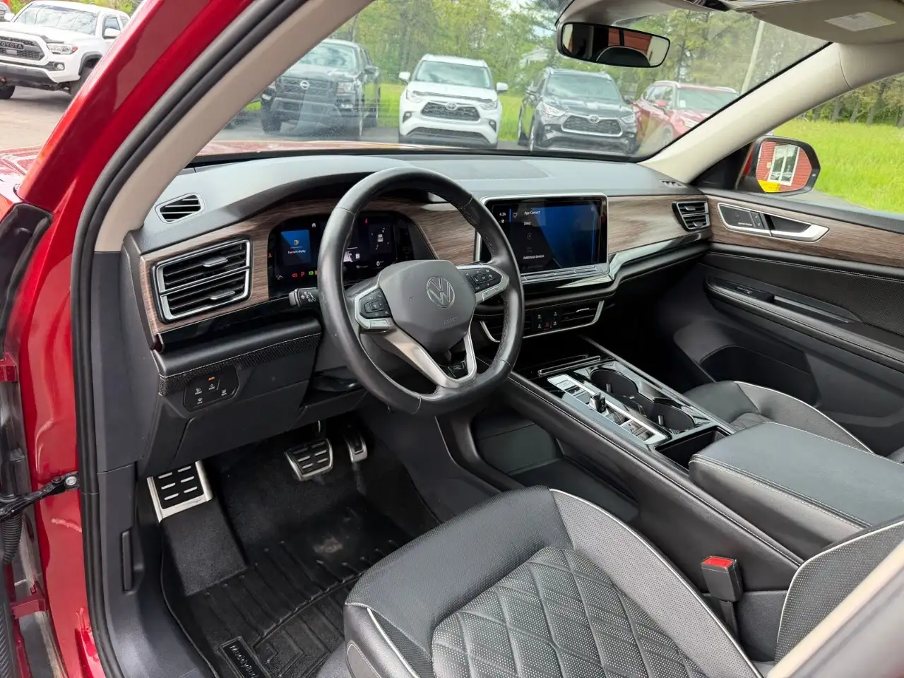 Volkswagen Atlas снимка Volkswagen Atlas