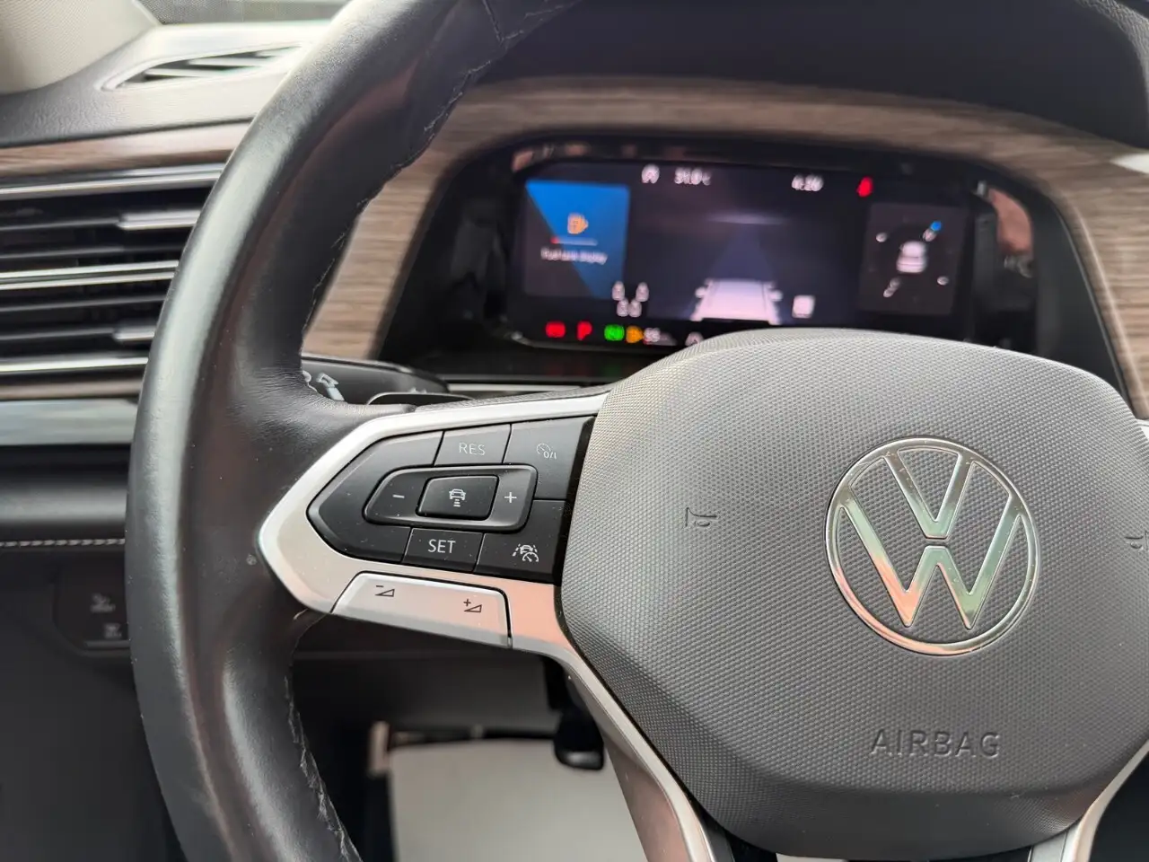 Volkswagen Atlas снимка Volkswagen Atlas