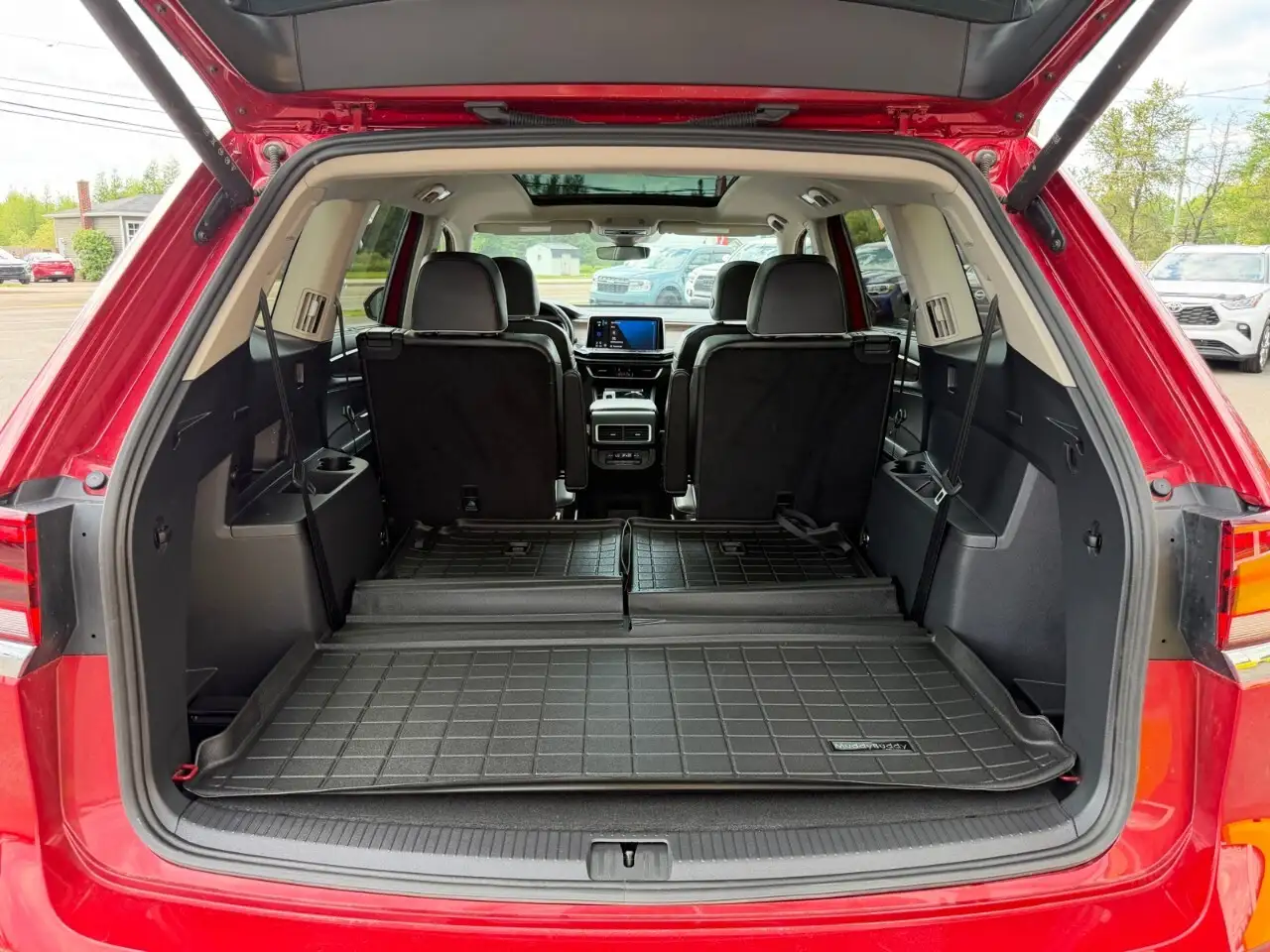 Volkswagen Atlas снимка Volkswagen Atlas