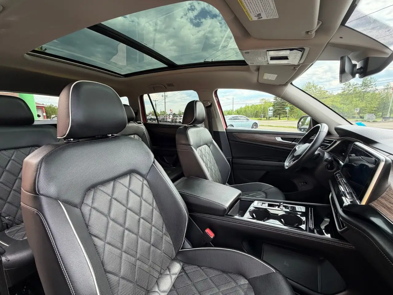Volkswagen Atlas снимка Volkswagen Atlas
