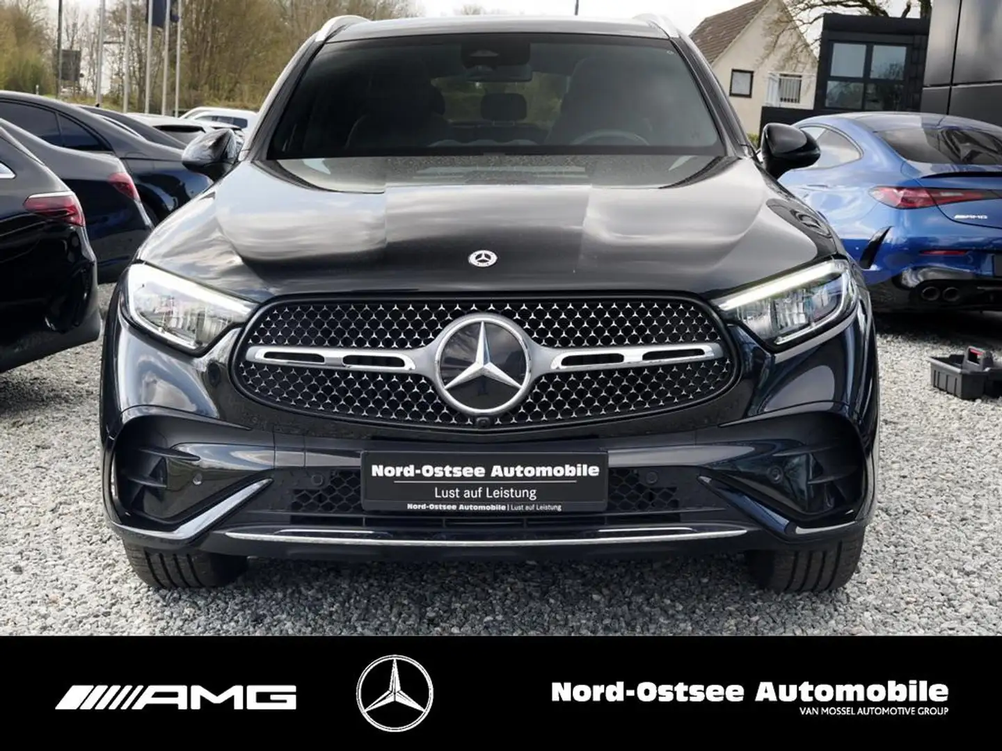Mercedes-Benz GLC 200 4M AMG PANO MEMORY KAMERA AHK LED AMBIE Schwarz - 2