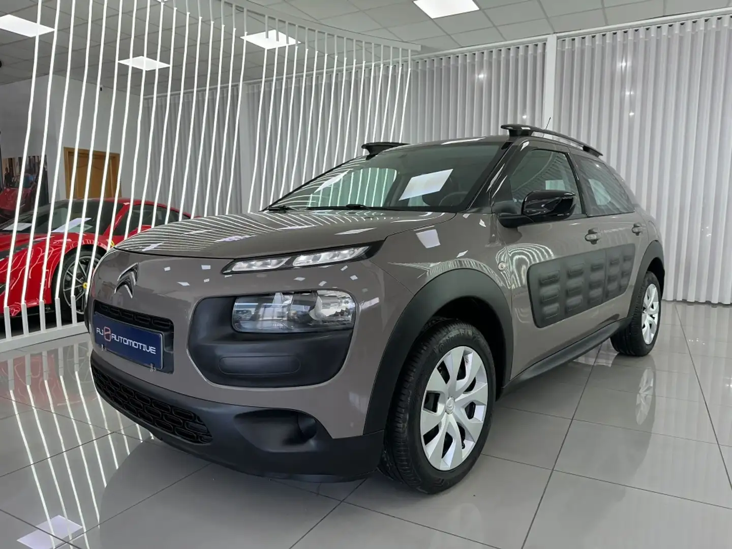 Citroen C4 Cactus 1.6BlueHDi S&S Business 100 Brun - 1