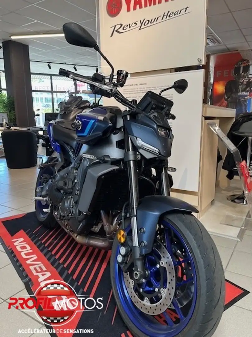 Yamaha MT-09 Bleu - 2