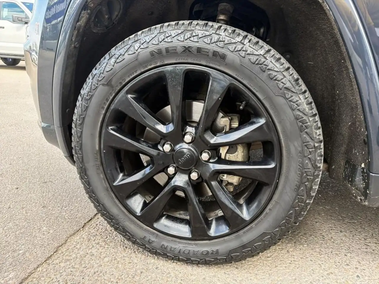 Jeep Grand Cherokee снимка Jeep Grand Cherokee