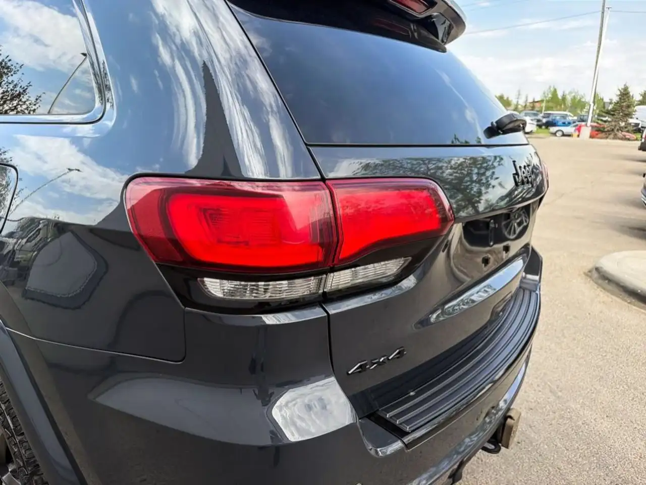 Jeep Grand Cherokee снимка Jeep Grand Cherokee