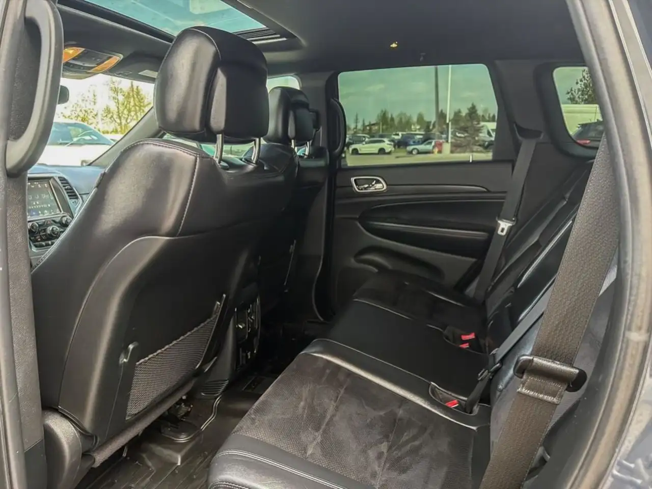 Jeep Grand Cherokee снимка Jeep Grand Cherokee