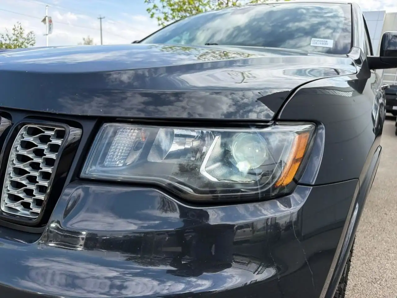 Jeep Grand Cherokee снимка Jeep Grand Cherokee