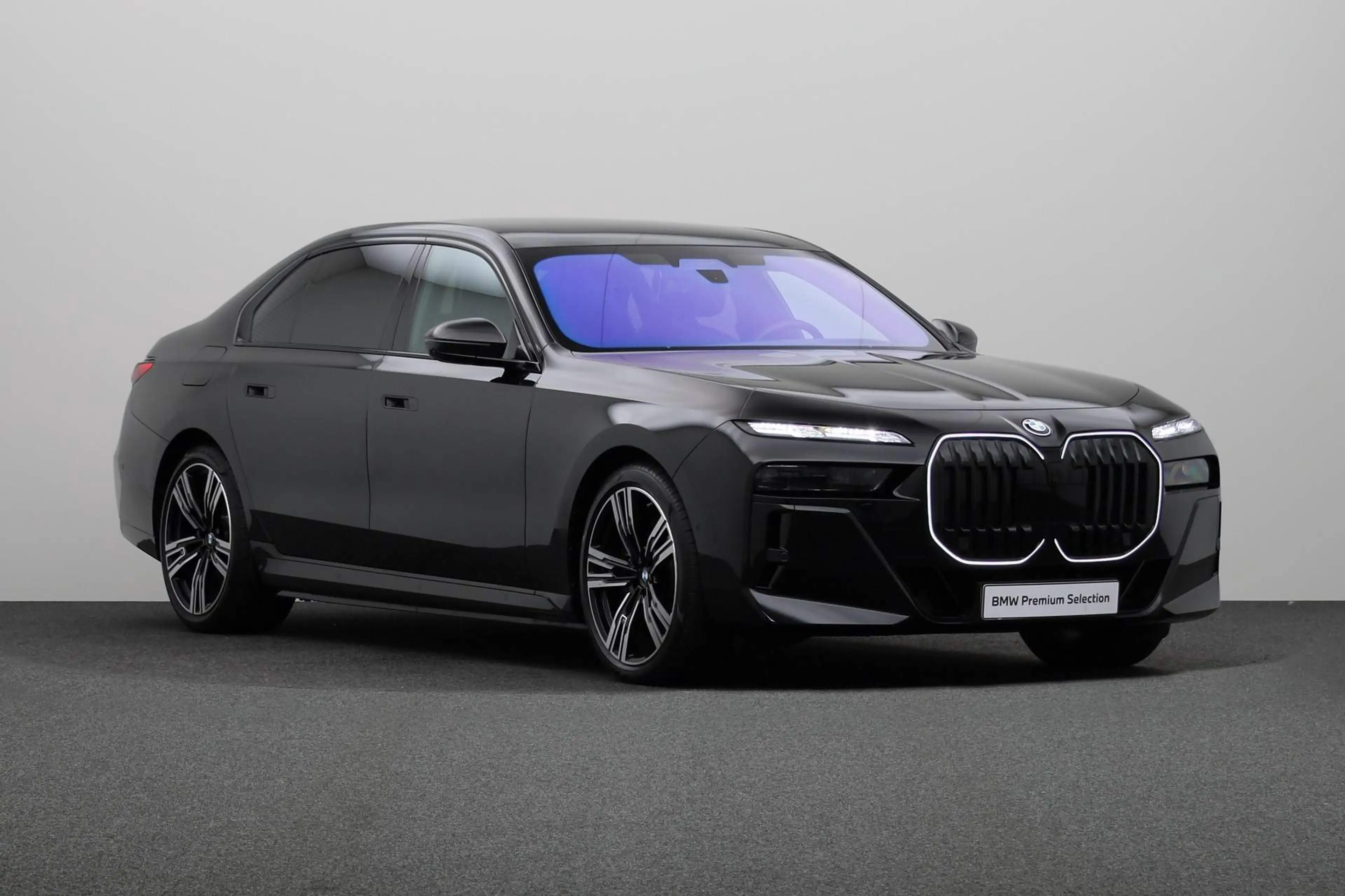 BMW 750 7-serie 750e xDrive | M-sport Pro. | BMW Iconic Gl — photo 8