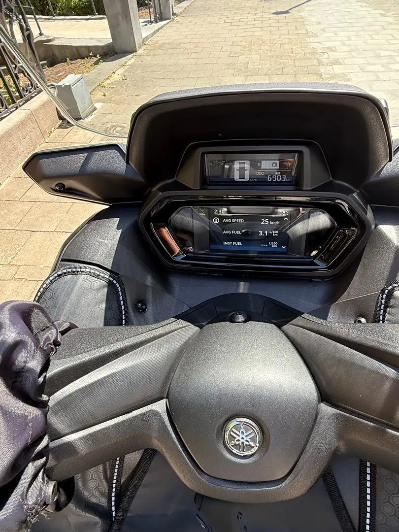 Yamaha X-Max 125 Tech max Zwart - 2
