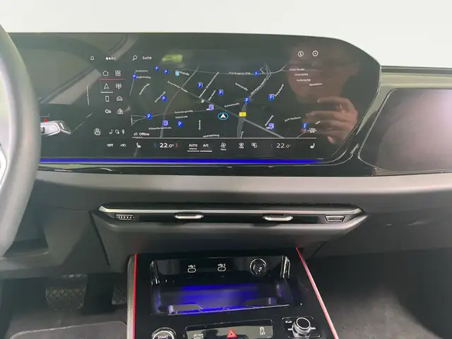 Audi A6 view 12