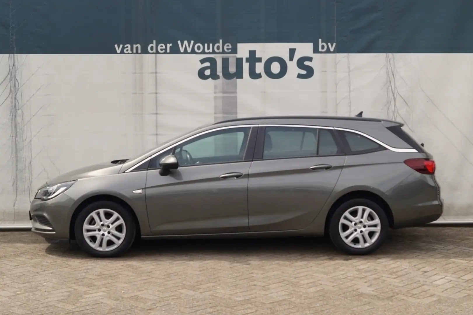 Opel Astra Sports Tourer 1.6 CDTI Business+ -NAVI-PDC- Grau - 1