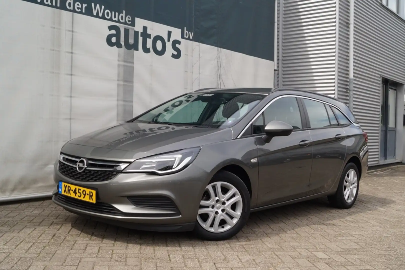 Opel Astra Sports Tourer 1.6 CDTI Business+ -NAVI-PDC- Grau - 2