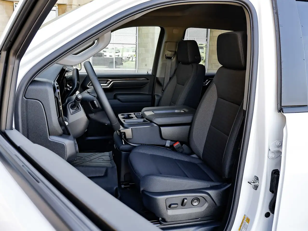 Chevrolet Silverado 1500 снимка Chevrolet Silverado 1500