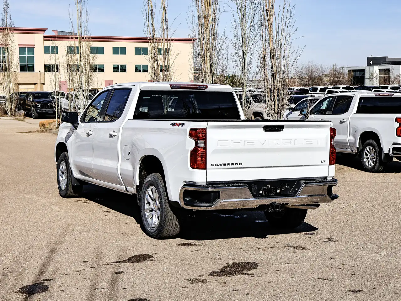 Chevrolet Silverado 1500 снимка Chevrolet Silverado 1500