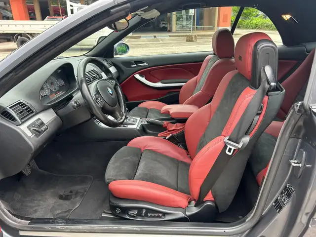 BMW M3 view 9
