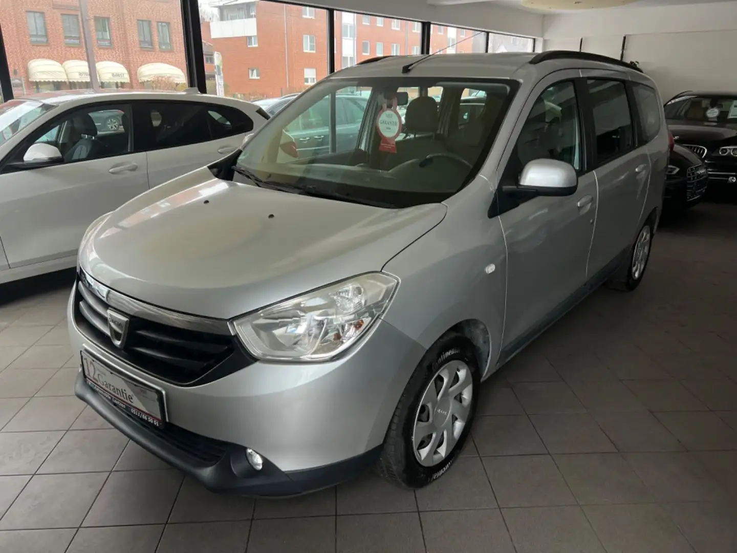 Dacia Lodgy Dacia Lodgy Laureate ~Bluetooth~~1.Hand~Navi~PDC Grijs - 2