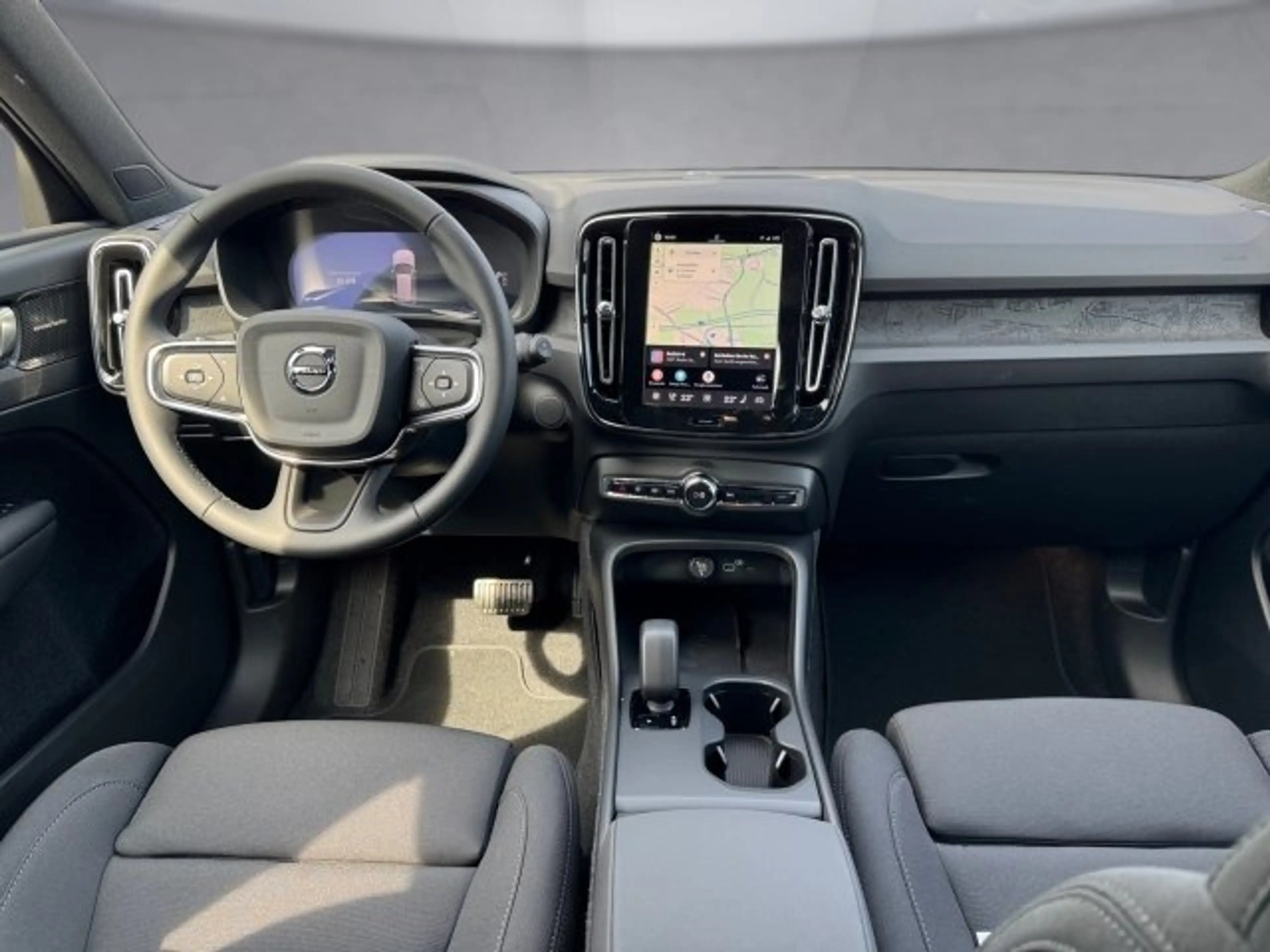 Volvo EX40 Plus, Single Motor Extended Range, Vollelektrisch — photo 9