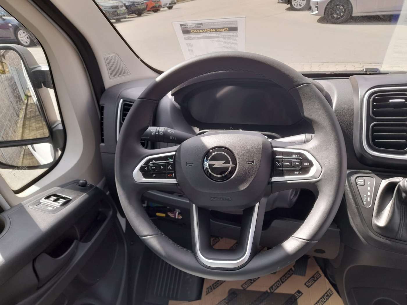 Opel Movano