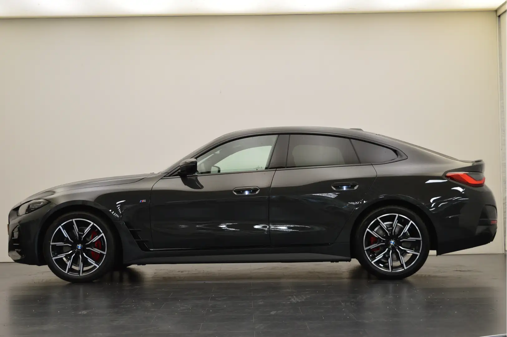 BMW 420 4 Serie Gran Coupé 420i High Executive M Sport Aut Grijs - 2