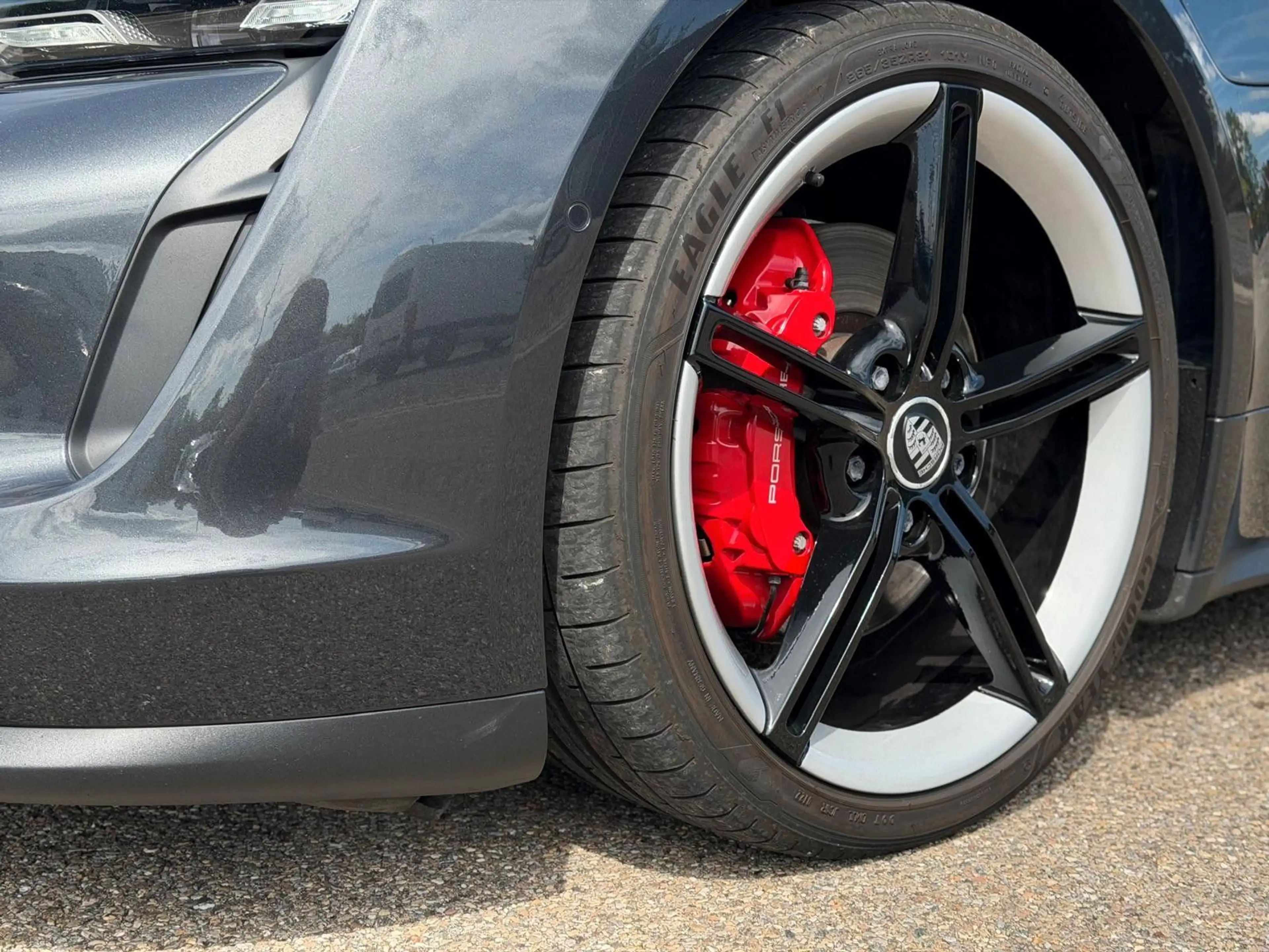 Porsche Taycan 4S I Luftfahrwerk I Approved I 360° — photo 10