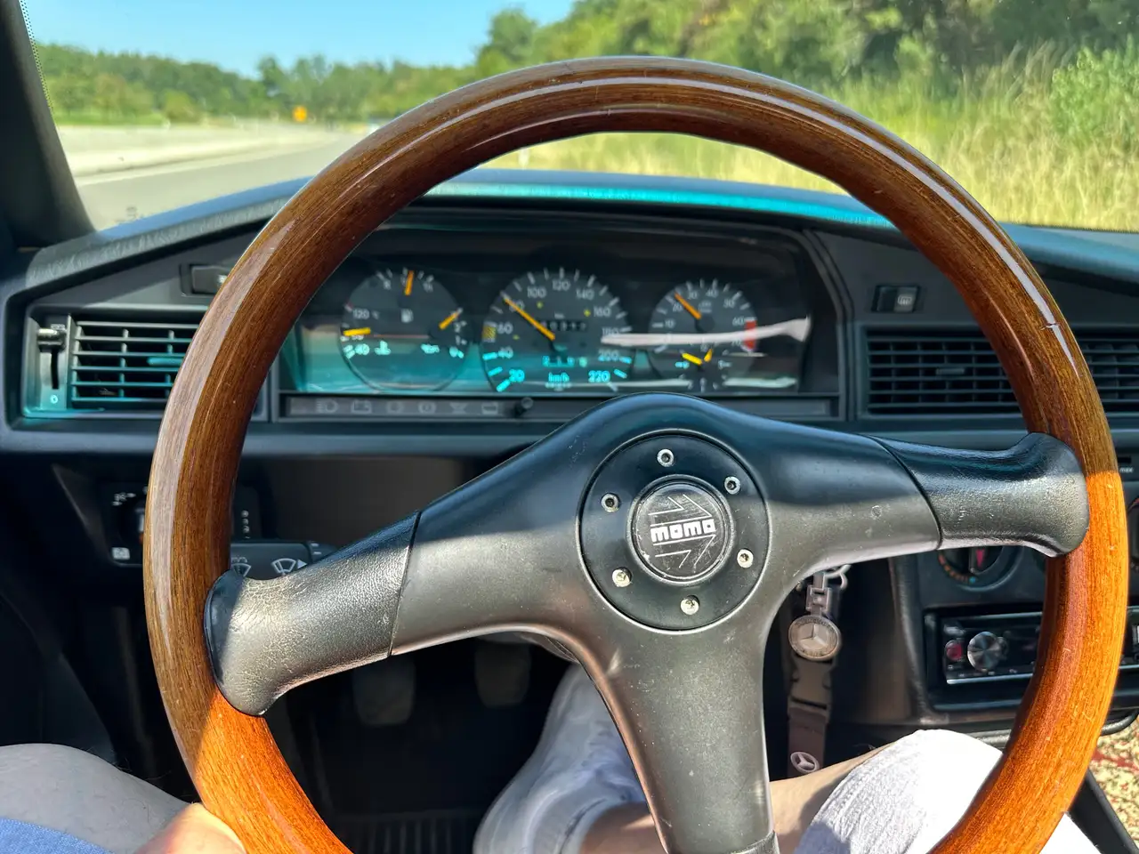 Mercedes-Benz 190e 1,8 Schalter, foto 7