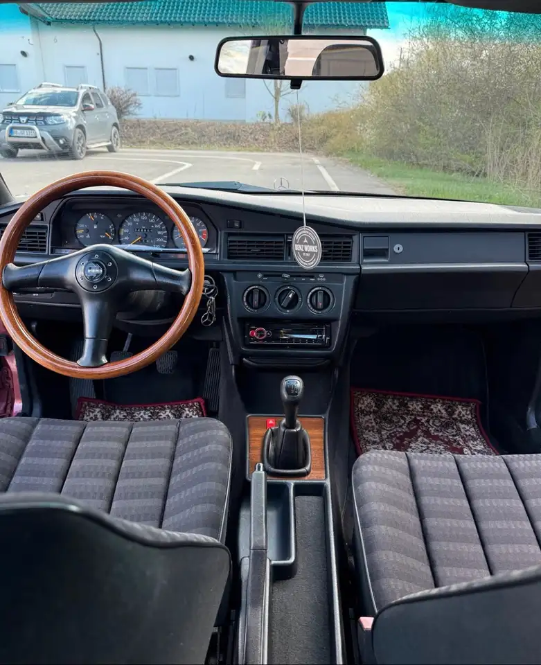 Mercedes-Benz 190e 1,8 Schalter, foto 11