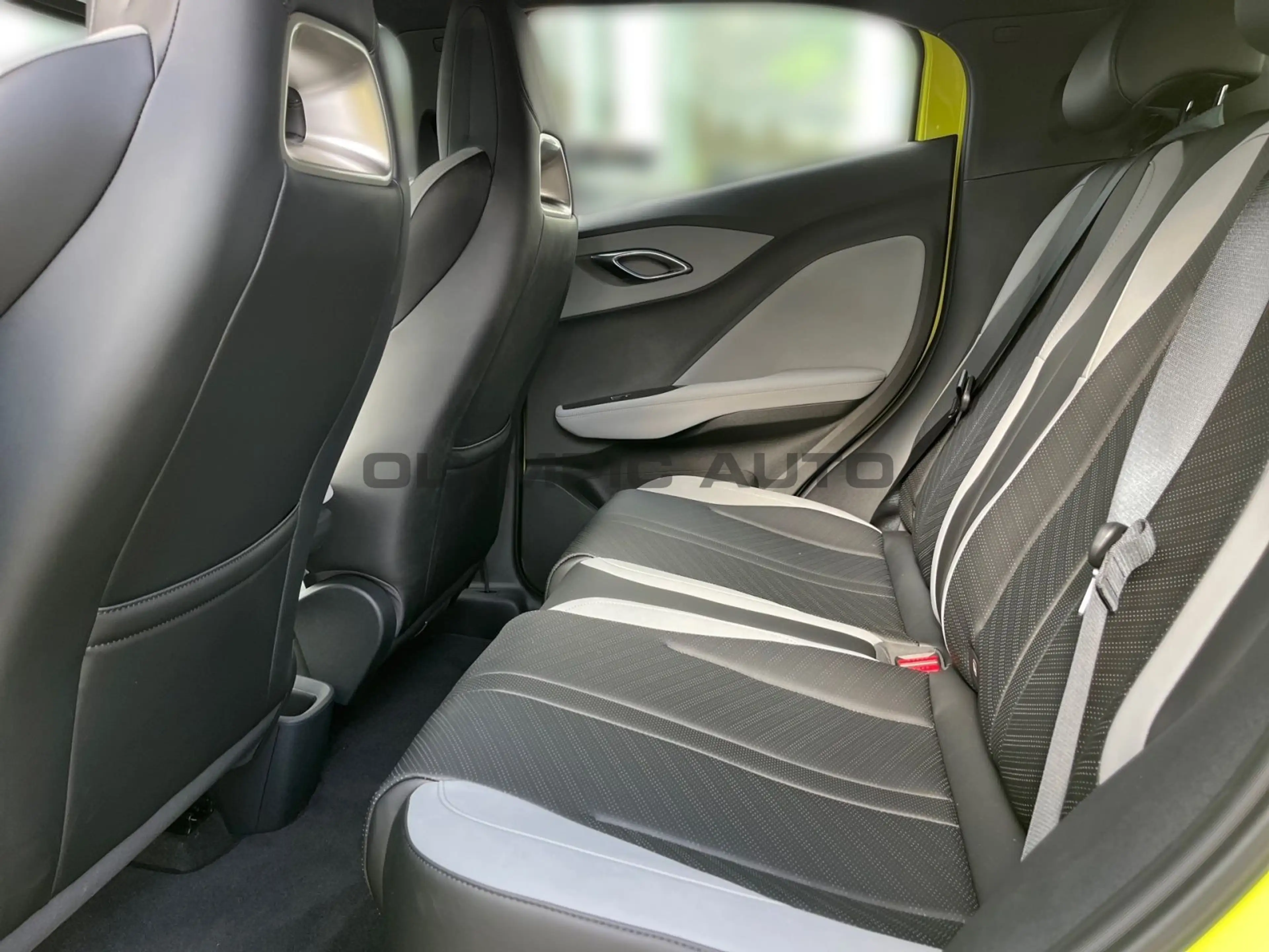BYD Dolphin Surf Dolphin Surf Boost 43kWh KAMERA CARPLAY NAVI ALU — photo 11