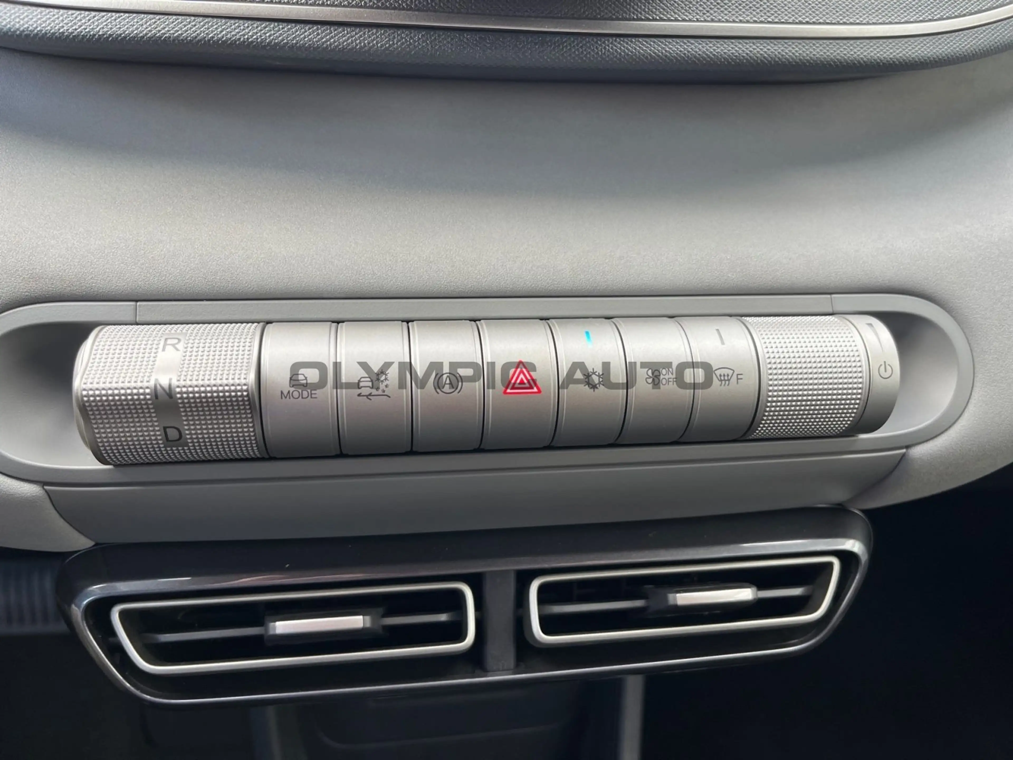 BYD Dolphin Surf Dolphin Surf Boost 43kWh KAMERA CARPLAY NAVI ALU — photo 14