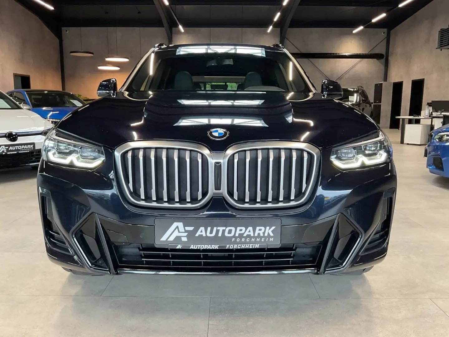 BMW X3 xDr 20d M Paket Faceli LED Leder Keyless Pano Negro - 2