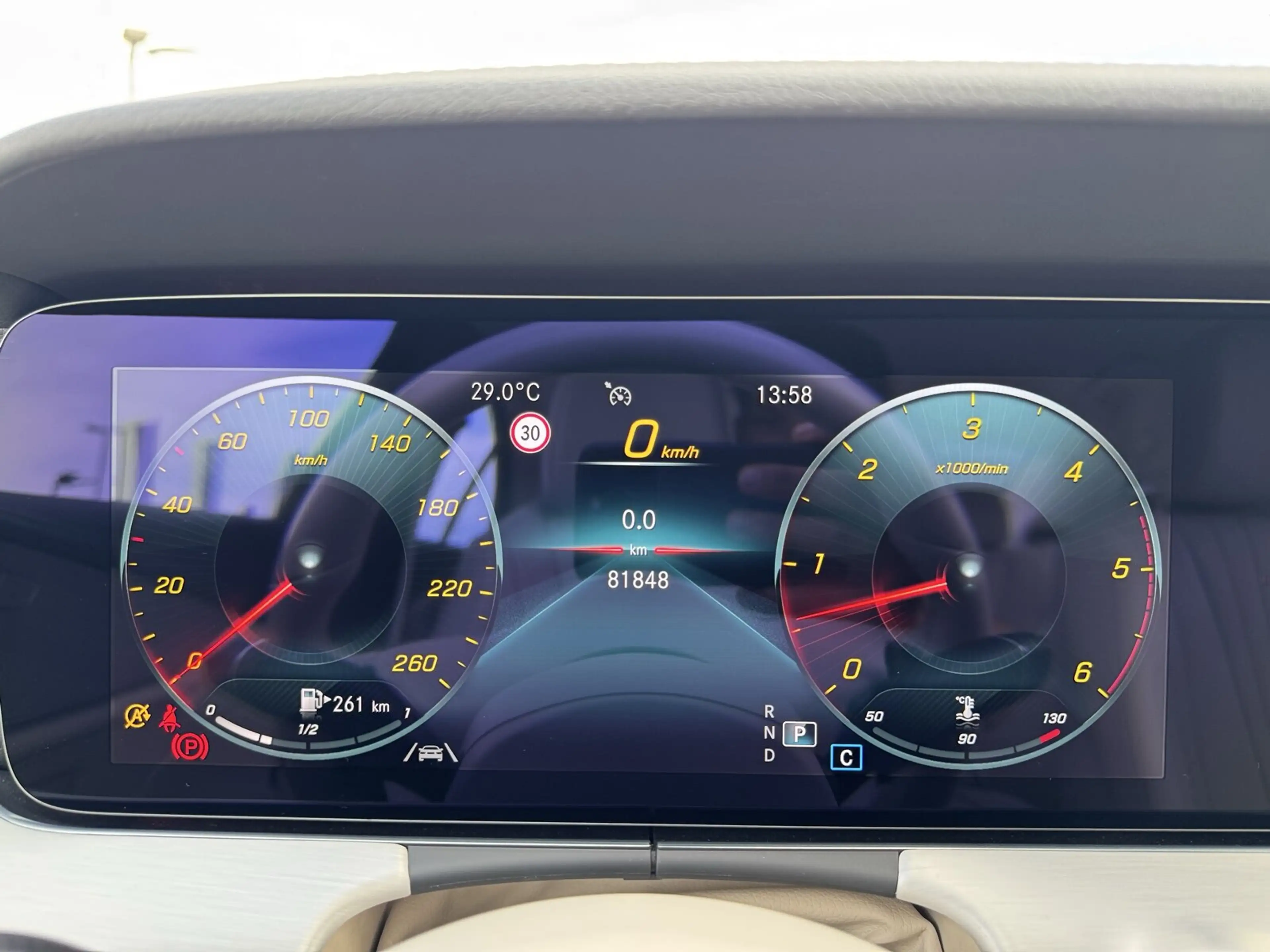 Mercedes-Benz CLS 400 CLS 400 d 4M AVANTGARDE NAVI+KAM+LED+SOUND+AMBI+ — photo 14