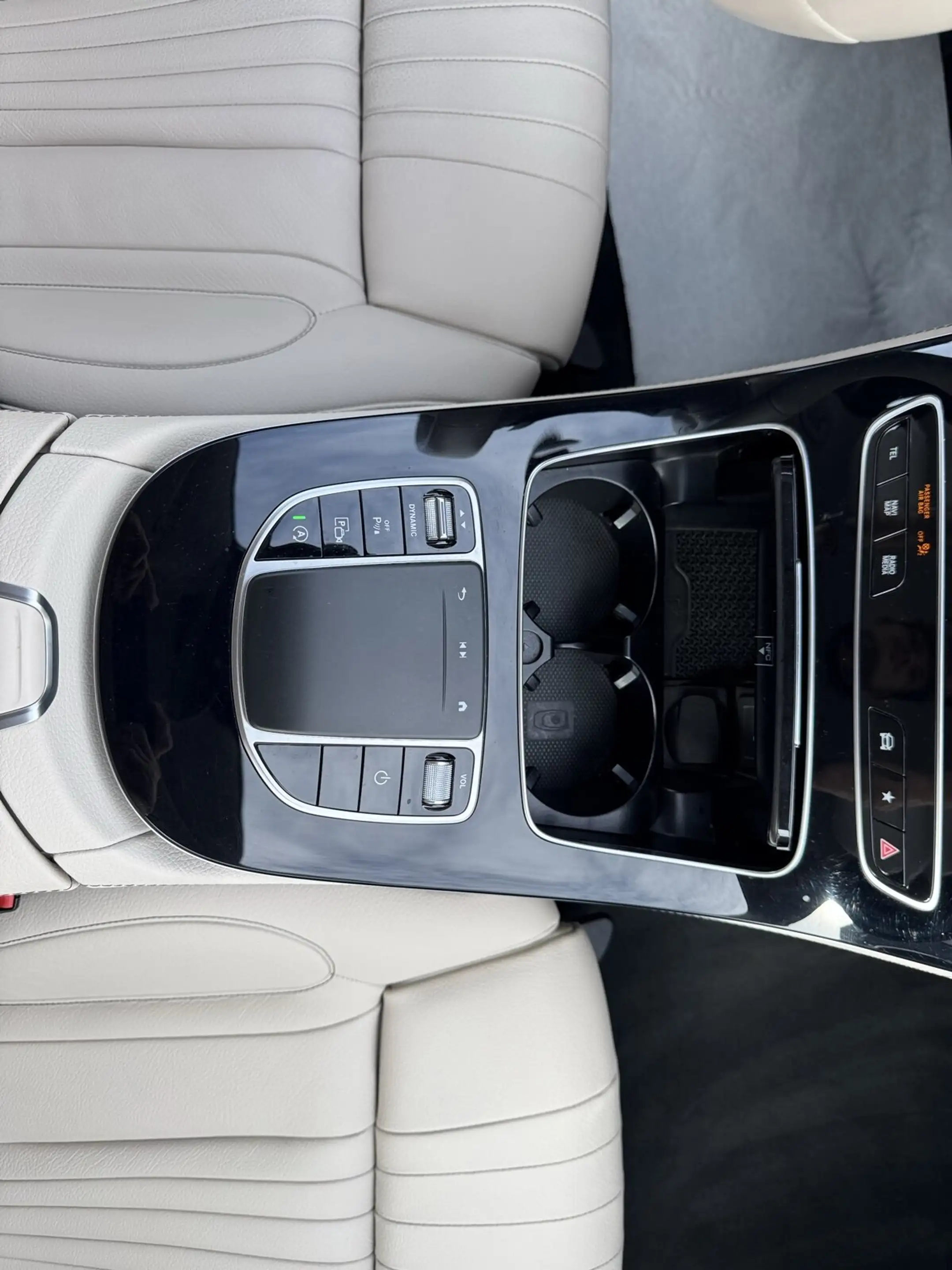 Mercedes-Benz CLS 400 CLS 400 d 4M AVANTGARDE NAVI+KAM+LED+SOUND+AMBI+ — photo 17