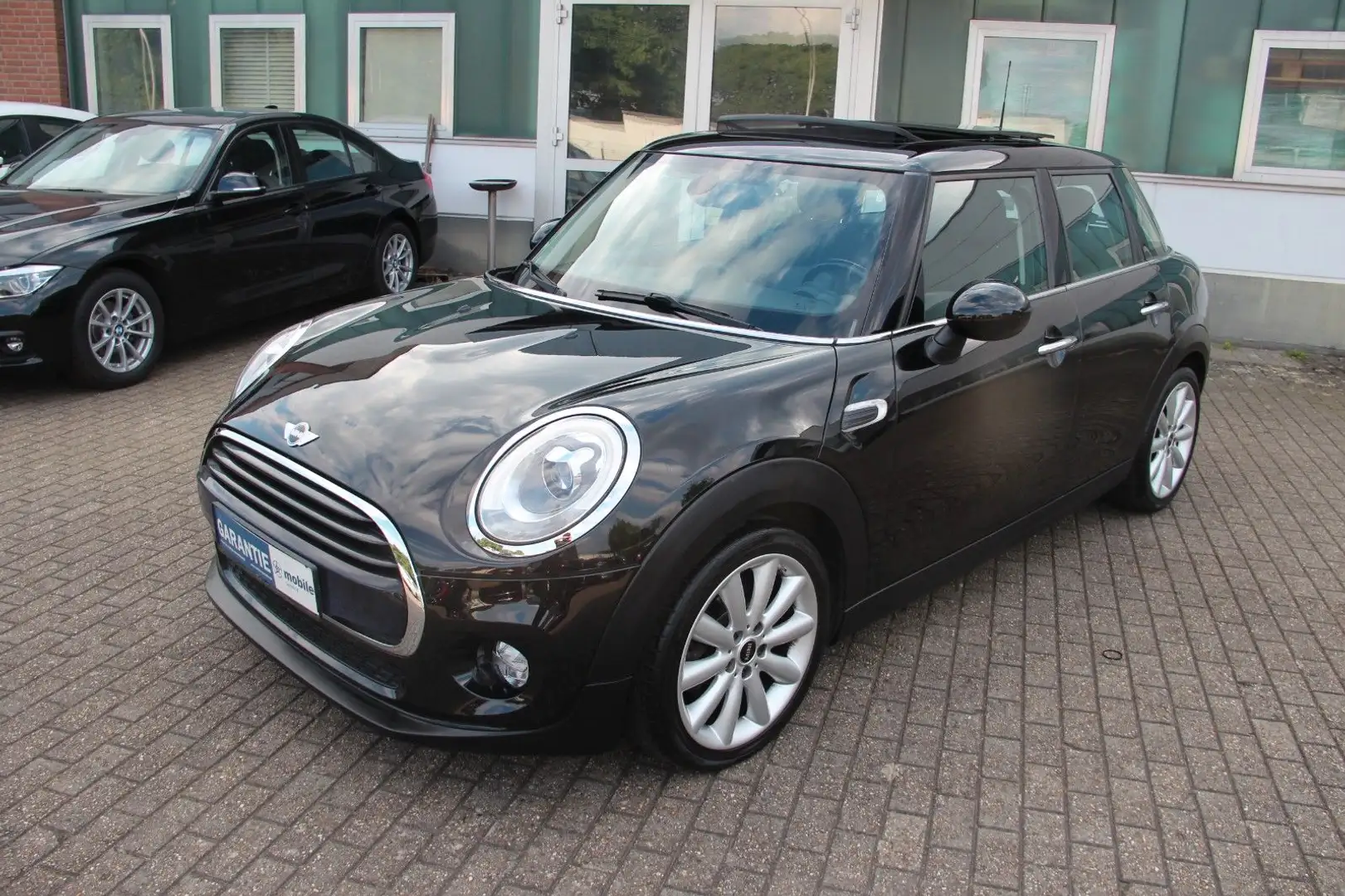 MINI Cooper Mini, Panorama, Navi, PDC Schwarz - 2