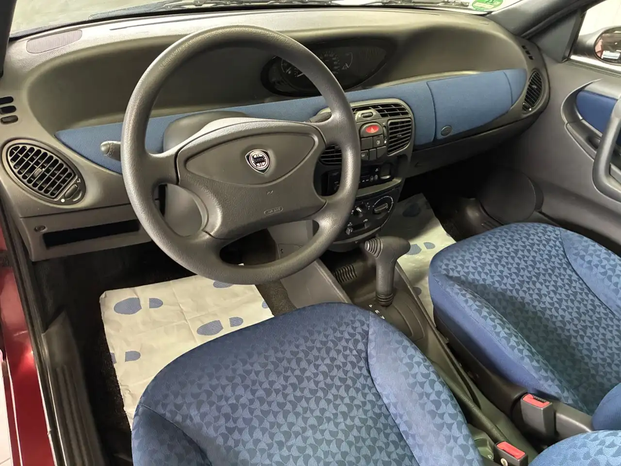 Lancia Ypsilon 1.2 LS automatic *INSPEKTION/HU NEU*, foto 9