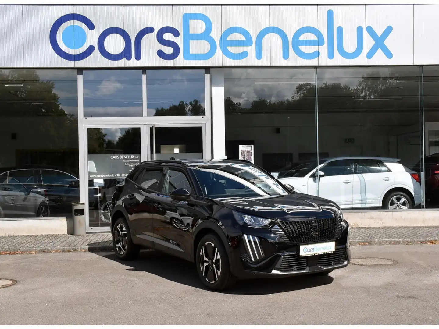 Peugeot 2008 1.2 PureTech Allure GPS LANE SIDE REGUL CAM360 1°M Noir - 1