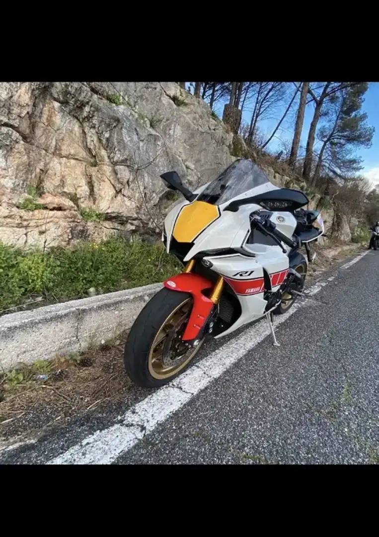 Yamaha YZF-R1 60 th world gp - 1