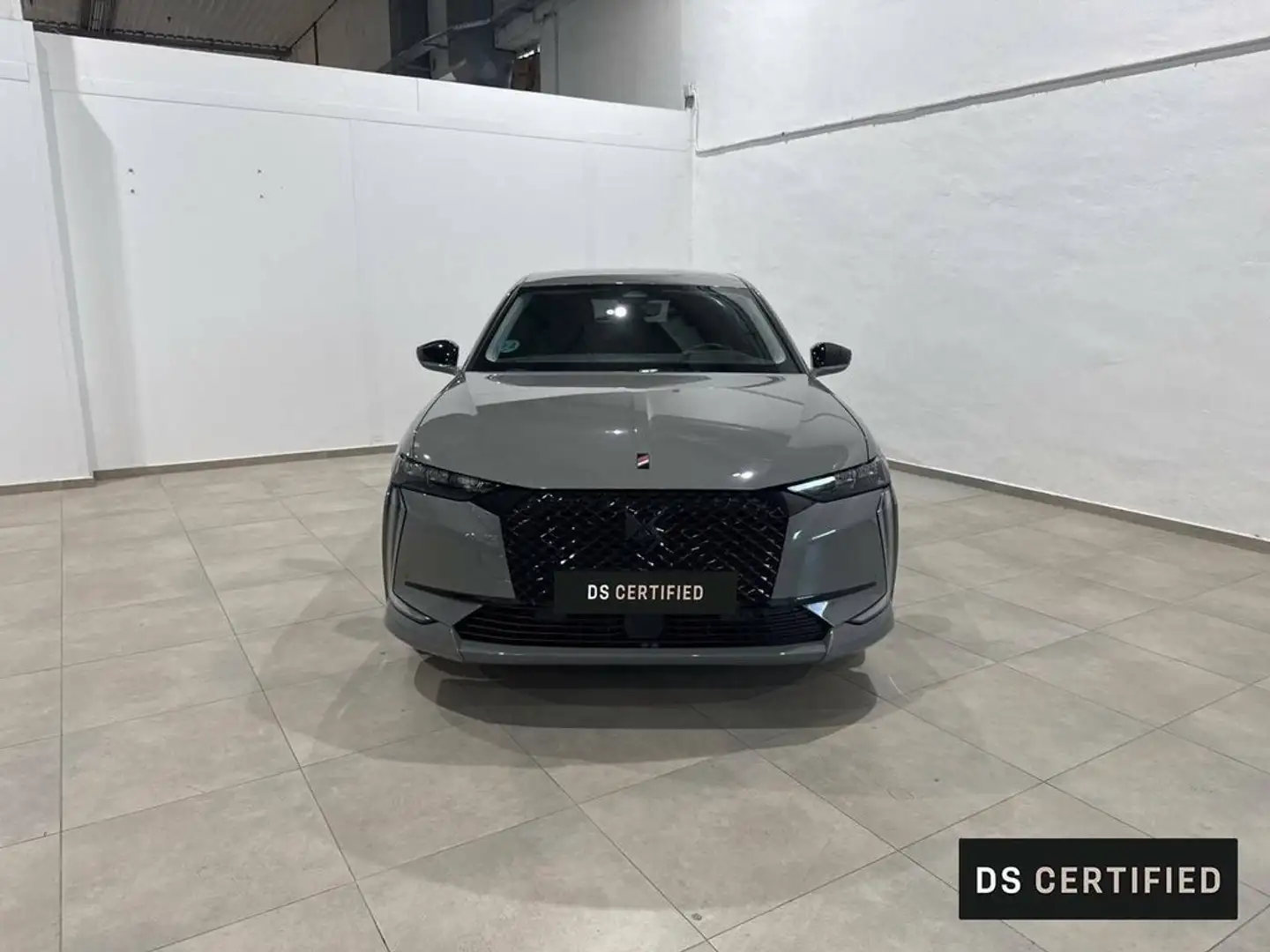 DS Automobiles DS 4 1.2 PureTech Performance Line Aut. 130 Gris - 2