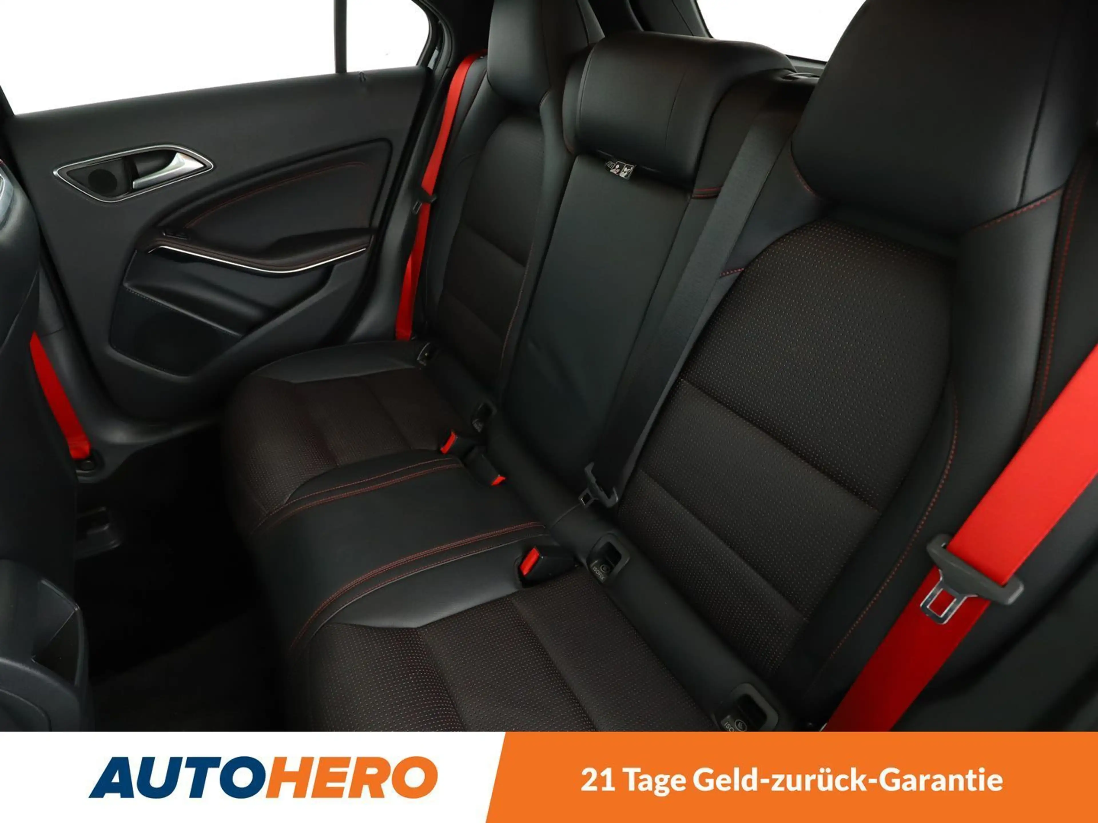 Mercedes-Benz A 45 AMG AMG 4Matic Sport Aut.*NAVI*LED*CAM* — photo 14